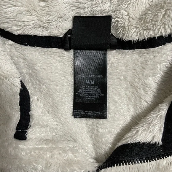 The North Face Osito jacket! - Picture 3 of 5